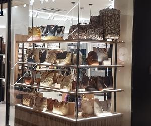 https://www.modaes.com/files/2023/empresas/misako/misako-tienda-gran-via-980.jpg