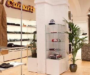 https://www.modaes.es/files/2020/empresas/carhartt/carhartt-bcn-gotico-728.jpg