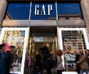 https://www.modaes.es/files/2020/empresas/gap/gap-tienda-exterior-fachada-728.jpg