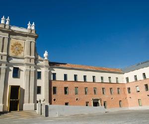 https://www.madrid.es/UnidadWeb/Contenidos/EspecialInformativo/TemaCulturaYOcio/Cultura/Centros/CondeDuque/Ficheros/NWeb/CondeDuquefachada.jpg