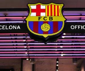 https://www.mundodeportivo.com/palco23/thumb/eyJ0IjoiYyIsInciOjk4MywiaCI6NTUzLCJ4IjozLCJ5IjowLCJjdyI6OTgwLCJjaCI6MzUwLCJ2IjoiMS4wLjI5In0/palco23/files/2025/17-clubes/fc-barcelona/tiendas-fc-barcelona-1200.png