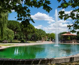 https://www.pozuelodealarcon.org/sites/default/files/styles/noticias/public/2022-01/20220104-FOT-Parque-Las-Minas_.jpg?h=82f92a78&itok=EnqJfZA0