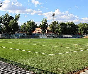 https://www.portalvallecas.es/wp-content/uploads/2020/06/campo-de-rugby-los-arbolitos-Vallecas_00.jpg