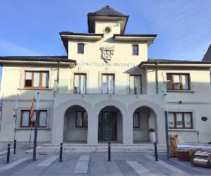 https://www.paxinasgalegas.es/imagenes/-ayuntamiento-concello-begonte_img180813t0m0w1424h712.jpg