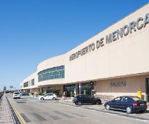 https://www.preferente.com/wp-content/uploads/2019/03/Aeropuerto-de-Menorca-e1561659945598.jpg
