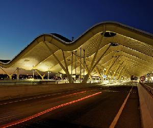 https://www.preferente.com/wp-content/uploads/2019/08/madrid-barajas-T4_opt.jpg