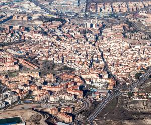 https://www.redpiso.es/news/wp-content/uploads/2020/04/2020-04-21-El-Ayuntamiento-de-Arganda-del-Rey-buzonear%C3%A1-mascarillas-1-1170x780.jpg