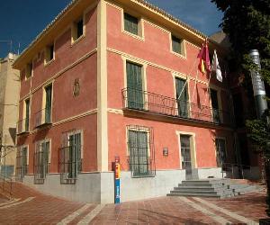https://www.regmurcia.com/servlet/integra.servlets.Imagenes?METHOD=VERIMAGEN_8341&nombre=Blanca-Ayuntamiento(5)(S).jpg