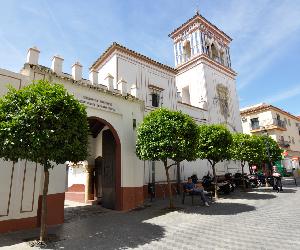 https://www.tomares.es/sites/default/files/el_ayuntamiento_de_tomares_pondra_a_punto_la_biblioteca_municipal-2_2.jpg