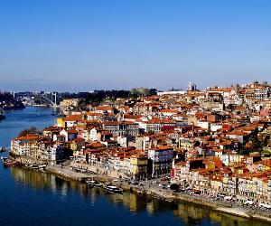 https://www.ucp.pt/sites/default/files/styles/prose_large/public/2018-07/Cidade_Porto%20(1).jpg?itok=G7mGDzr4
