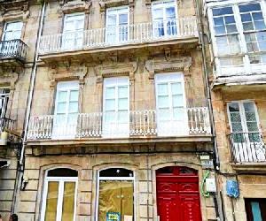 https://www.vigoe.es/wp-content/uploads/2023/05/20230519-Edificio-rua-San-Vicente-Casco-Vello-Eduardo-Chao_01-750x375.jpg