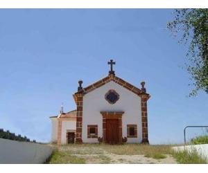 https://www.visitarportugal.pt/images/fotos/administrator/coimbra/arganil/santa-quiteria/capela-santaquiteria.jpg