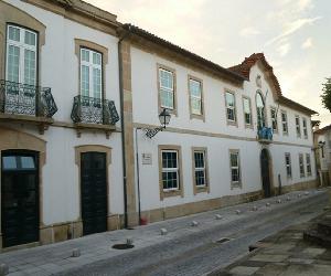 https://www.visitarportugal.pt/images/fotos/pedro_castro/viseu-tondela/tondela/camara-municipal.jpg