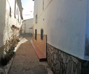 https://accitania.es/wp-content/uploads/2022/03/guadix-barrio-cruz2.jpeg