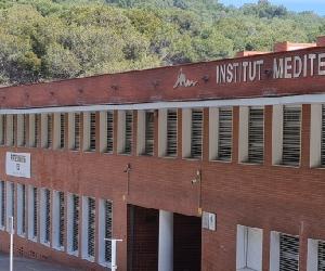 https://agora.xtec.cat/ies-mediterrania-castelldefels/wp-content/uploads/usu1078/2020/03/portada6.jpg