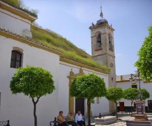 https://archivos.wikanda.es/sevillapedia/thumb/Iglesia_san_Sebasti%C3%A1n_Marchena.jpg/350px-Iglesia_san_Sebasti%C3%A1n_Marchena.jpg