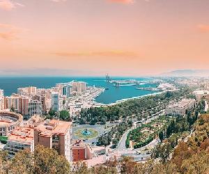 https://blog.fuertehoteles.com/wp-content/uploads/2022/01/malaga-vista-atardecer.jpg