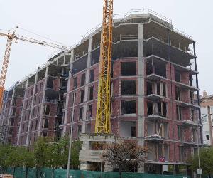 https://brainsre.news/wp-content/uploads/2025/04/Exterior-de-la-promocion-en-el-Ensanche-de-Vallecas-1497x1000-1.jpg