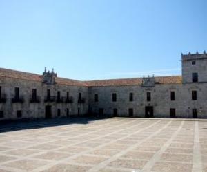 https://cambados.es/wp-content/uploads/cache/images/plaza_fefinanes_2/plaza_fefinanes_2-3916800311.jpg