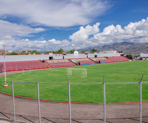 https://cdn.www.gob.pe/uploads/campaign/photo/000/012/490/Estadio_Ciudad_de_Cumana_-_Ayacucho.jpg