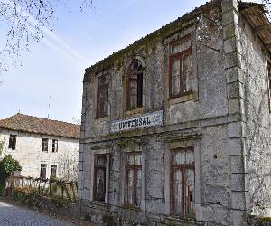 https://cm-vpaguiar.pt/wp-content/uploads/2023/07/Hotel-Universal-Edital-1920x1280.jpg