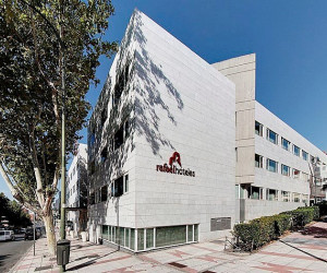 https://dynamic-media-cdn.tripadvisor.com/media/photo-o/2a/6d/3e/0e/647522-exterior.jpg?w=700&h=-1&s=1