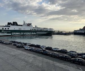 https://elmercantil.com/wp-content/uploads/2024/06/Grimaldi-RORO-coches-2-scaled-e1718123832716.jpeg