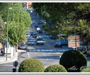 https://fotosonseca.files.wordpress.com/2010/09/avenida-de-reconquista.jpg