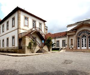 https://hoteis.inatel.pt/Images/Hotels/Health-Wellness/Entre-os-Rios/Inatel-Entre-os-Rios/Gallery/03.jpg