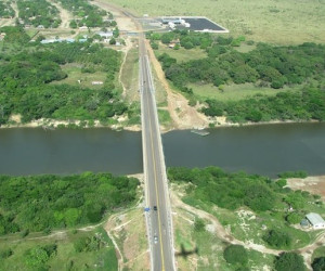 https://i0.wp.com/newsroom.gy/wp-content/uploads/2018/06/takutu-bridge-air-guyana.jpg?resize=640,430&ssl=1