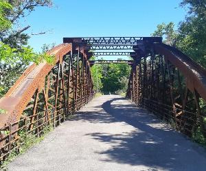 https://imagenes.diariodelaltoaragon.es/files/article_main/uploads/imagenes/2022/09/22/el-proyecto-tambien-incluye-la-rehabilitacion-del-puente-de-hierro-barbastro.jpeg