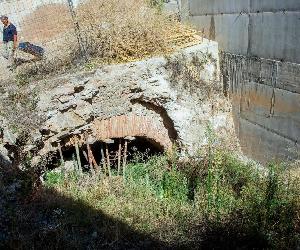 https://imagenes.heraldo.es/files/image_990_v3/files/fp/uploads/imagenes/2023/08/21/bodega-del-barrio-de-consolacion-alto-de-calatayud.r_d.1196-715-5587.jpeg