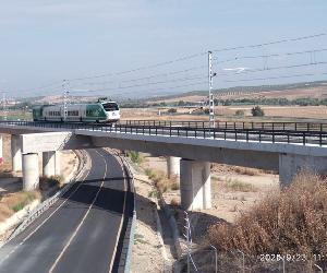 https://lacontradejaen.com/img/galeria/2020/12/tren_jaen_3-48-720.png