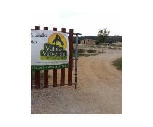 https://media-cdn.tripadvisor.com/media/photo-i/10/46/35/7c/principal-entrada.jpg