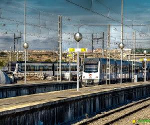 https://media-cdn.tripadvisor.com/media/photo-s/0f/5d/34/56/valencia-sud-metro-station.jpg
