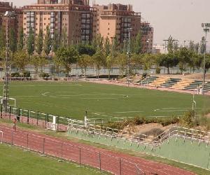 https://media.pistaenjuego.ovh/images/center/2/0/8/l.centro-deportivo-municipal-palomeras-1_1349091802.jpg