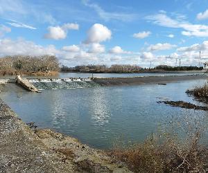 https://megaconstrucciones.net/images/canales/foto/aragon-canal-imperial-4.jpg