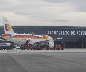 https://noticiasbancarias.com/wp-content/uploads/2018/04/Aeropuerto-Asturias.-Iberia.jpg
