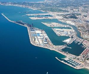 https://noticiaslogisticaytransporte.com/wp-content/uploads/2018/03/Port-de-Tarragona-1.jpg