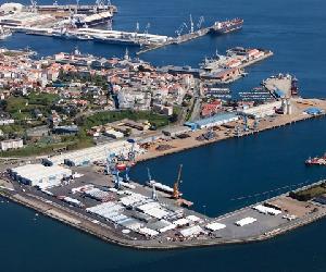 https://noticiaslogisticaytransporte.com/wp-content/uploads/2019/06/Puerto-de-Ferrol-licita-la-renovaci%C3%B3n-de-la-cubierta-de-una-nave.jpg