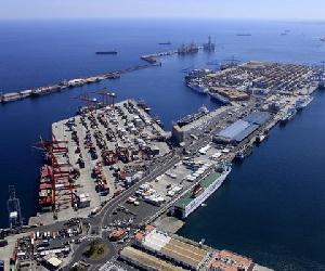 https://noticiaslogisticaytransporte.com/wp-content/uploads/2021/03/El-Puerto-de-Las-Palmas-acondicionar%C3%A1-la-terminal-de-contenedores-en-Muelle-Crist%C3%B3bal.jpg