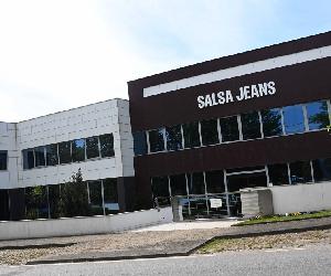 https://ominho.pt/wp-content/uploads/2023/04/salsa-jeans-4.jpg