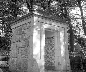 https://portowatercity.aguasdoporto.pt/imagens/patrimonio/arca_de_agua_de_santo_isidro_60465955f03cc.jpg