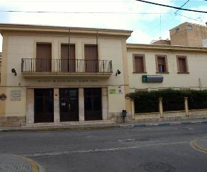 https://puentegenilok.es/wp-content/uploads/2022/01/ies-manuel-reina.jpg