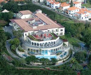 https://quinta-das-vistas-palace-gardens-funchal.booked.com.pt/data/Photos/OriginalPhoto/5747/574752/574752660/Hotel-Quinta-Das-Vistas-Funchal-Exterior.JPEG