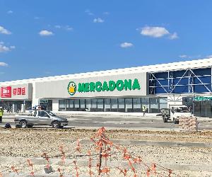 https://radiocastrense.pt/wp-content/uploads/2024/09/mercadona-evora.jpeg