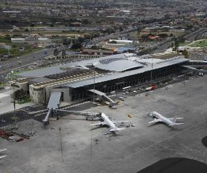 https://rtvc.es/archivos/2021/04/26aeropuerto.jpg
