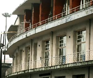 https://s1.ppllstatics.com/diariovasco/www/multimedia/201710/05/media/trasatlantico/DV-20171005-trasatlantico-edificio-09.jpg