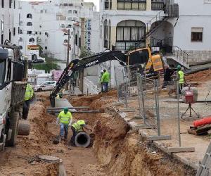 https://sp-ao.shortpixel.ai/client/to_auto,q_glossy,ret_img,w_1024/https:/regiao-sul.pt/wp-content/uploads/2024/02/20240206-albufeira-obras-1024x576.jpg