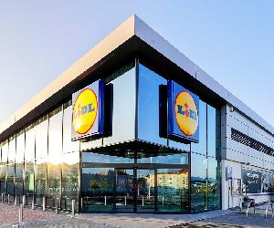 https://st3.idealista.pt/news/arquivos/styles/fullwidth_xl/public/2021-08/loja-lidl-espinho_fachada.jpg?VersionId=HYAAjU9hnAKguuKV.FofW86c_OkFFTG4&itok=LNestPyt